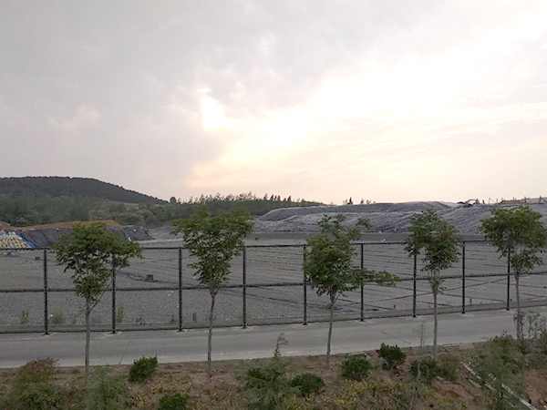 垃圾填埋場(chǎng)土工膜對(duì)生活垃圾進(jìn)行有效覆蓋 垃圾填埋場(chǎng)土工膜對(duì)生活垃圾進(jìn)行有效覆蓋