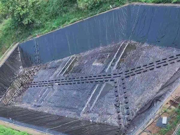 HDPE防滲膜可用在污水處理池項(xiàng)目中