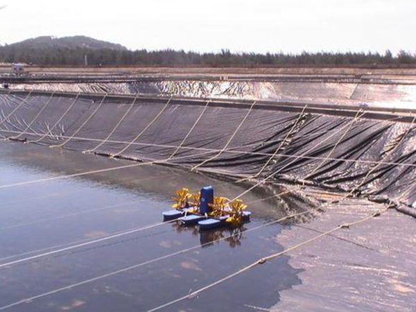 正確分析防滲土工膜焊接情況。
