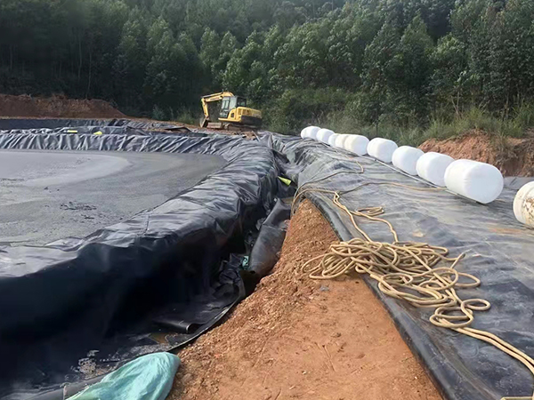 了解hdpe土工膜的施工方案有哪些？
