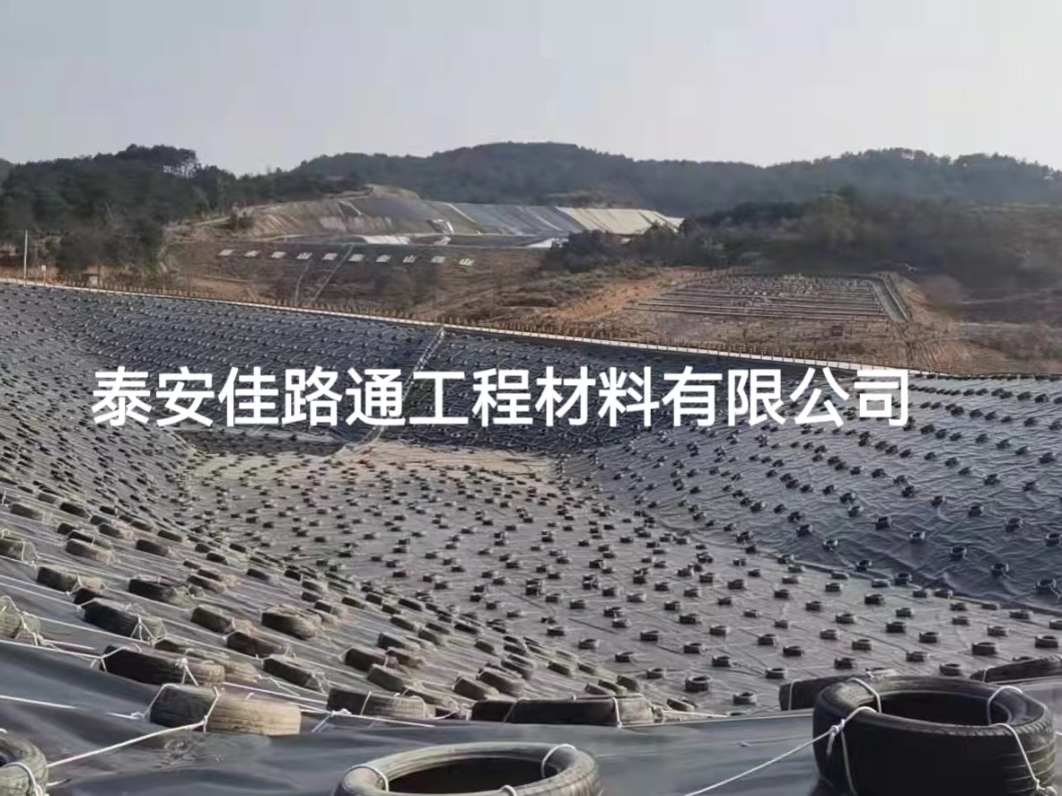 人工湖項(xiàng)目用防滲膜可參考的因素