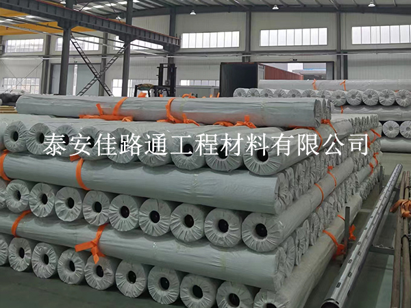 垃圾填埋場防滲膜使用為何如此有效？