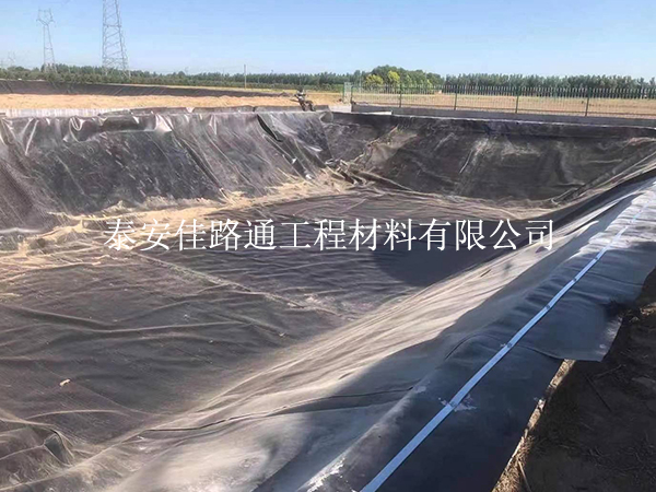 市場上選購水產(chǎn)養(yǎng)殖防滲膜須注意細(xì)節(jié)要點(diǎn) 市場上選購水產(chǎn)養(yǎng)殖防滲膜須注意細(xì)節(jié)要點(diǎn)