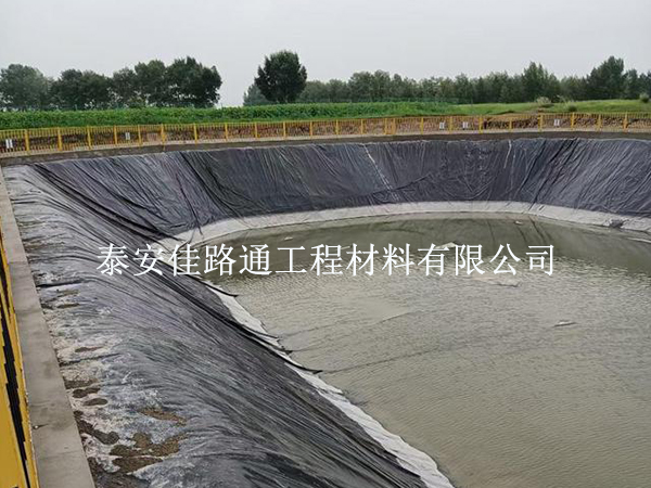 四項技術(shù)要求約束魚塘養(yǎng)殖防滲膜