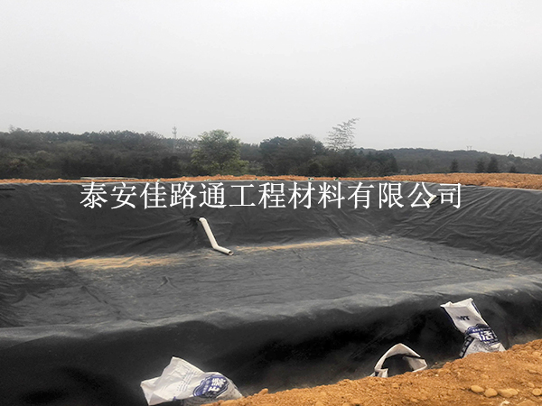 確定養(yǎng)殖防滲膜的基礎(chǔ)連接方法 確定養(yǎng)殖防滲膜的基礎(chǔ)連接方法