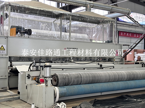 人工湖膨潤土防水毯接縫總漏？這些處理技巧要掌握